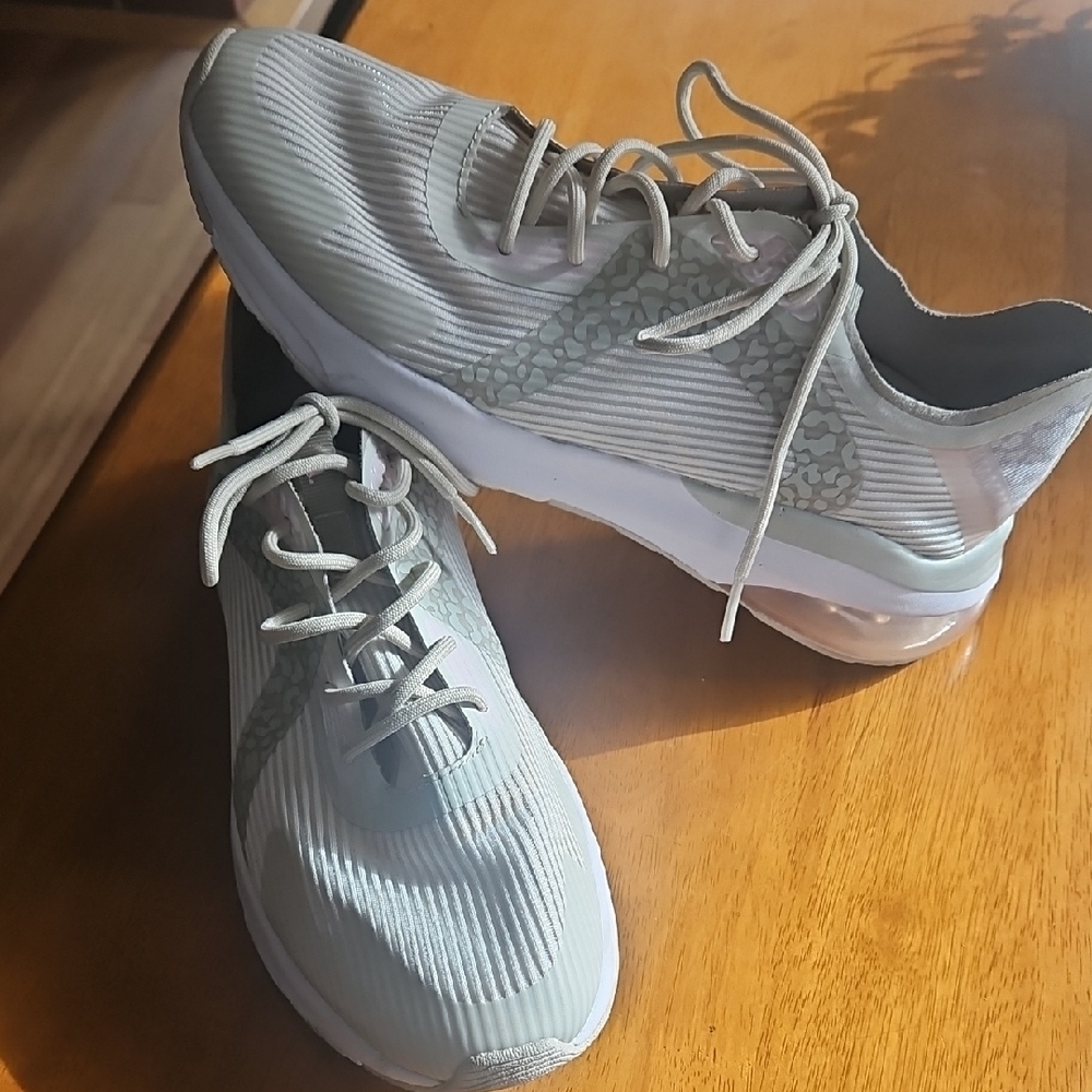 Fabletics Light Gray Athletic Sneakers